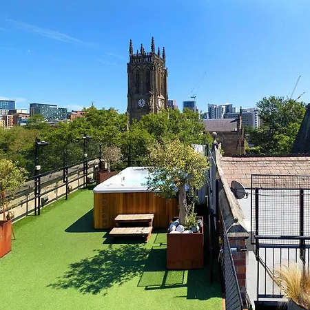 The Bells - Luxury Serviced * Leeds