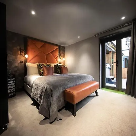 The Bells - Luxury Serviced Leeds (West Yorkshire)