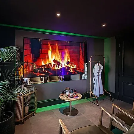 The Bells - Luxury Serviced * Leeds (West Yorkshire)