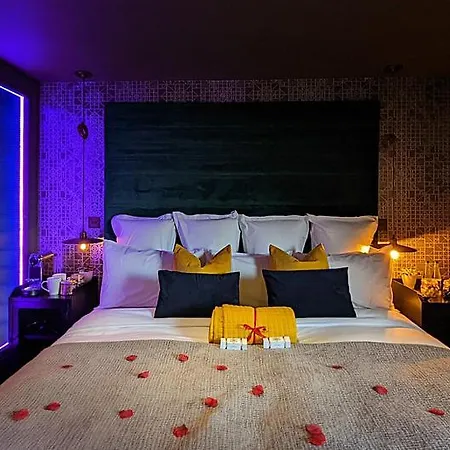 The Bells - Luxury Serviced Apartament