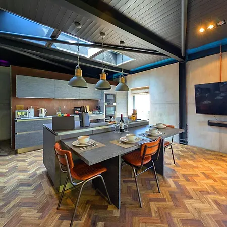 The Bells - Luxury Serviced Apartament *