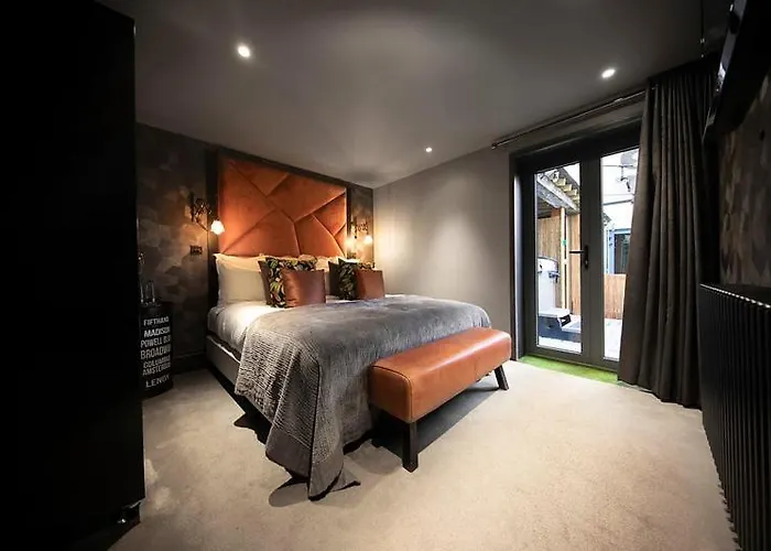 The Bells - Luxury Serviced Leeds (West Yorkshire)